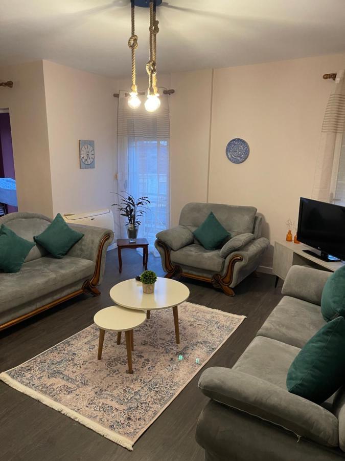 Pedestrian Street Center Apartment Shkoder Bagian luar foto